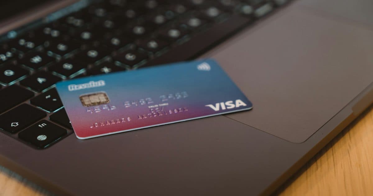 Como usar cartão de crédito sem virar refém dele