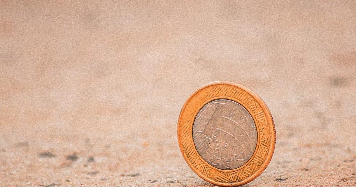 Paguei R$ 30 mil de dívida ganhando R$ 2.500. O plano exato, mês a mês.